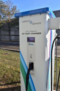 V2G FastCharger (CC) Wikimedia.